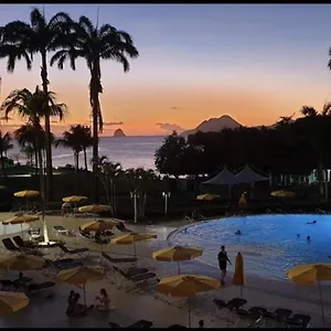 https://studio-ti-paradise-magnifique-vue-mer-et-diamant-pierre.comcaribbean.com